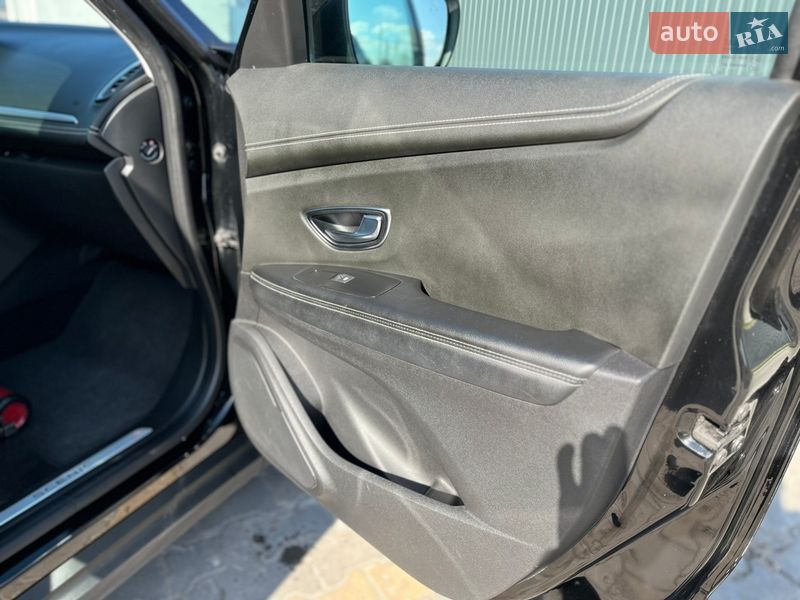 Мінівен Renault Scenic 2017 в Ірпені фото 19 Мінівен Renault Scenic 2017 в Ірпені