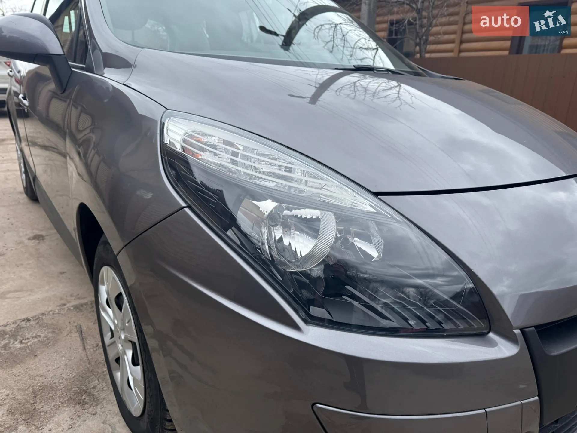 2010 Renault Scenic - мініатюра 20