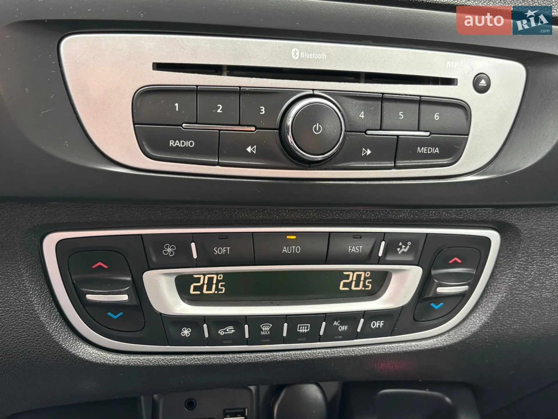 2014 Renault Scenic - мініатюра 35
