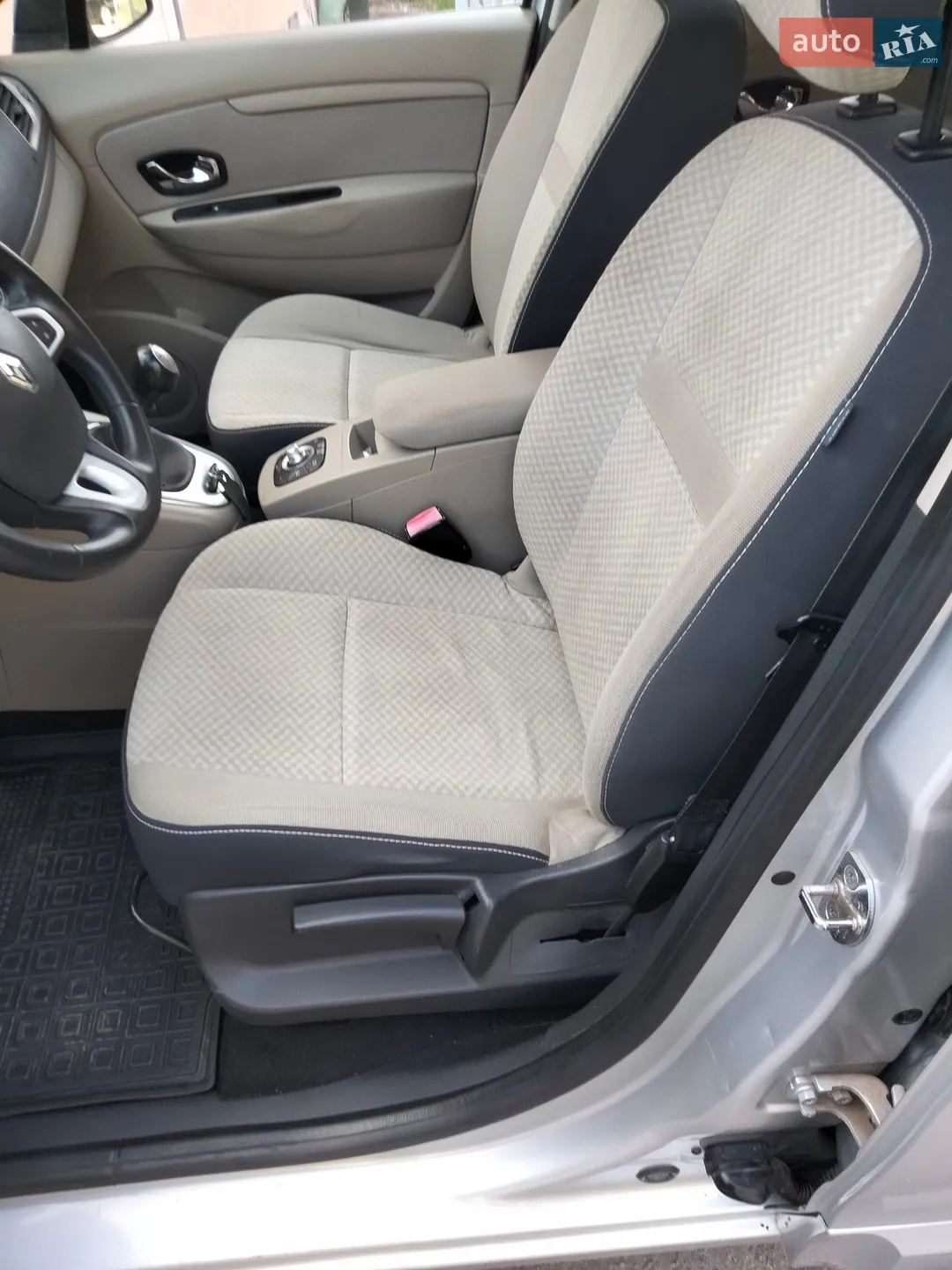 2011 Renault Scenic - мініатюра 13