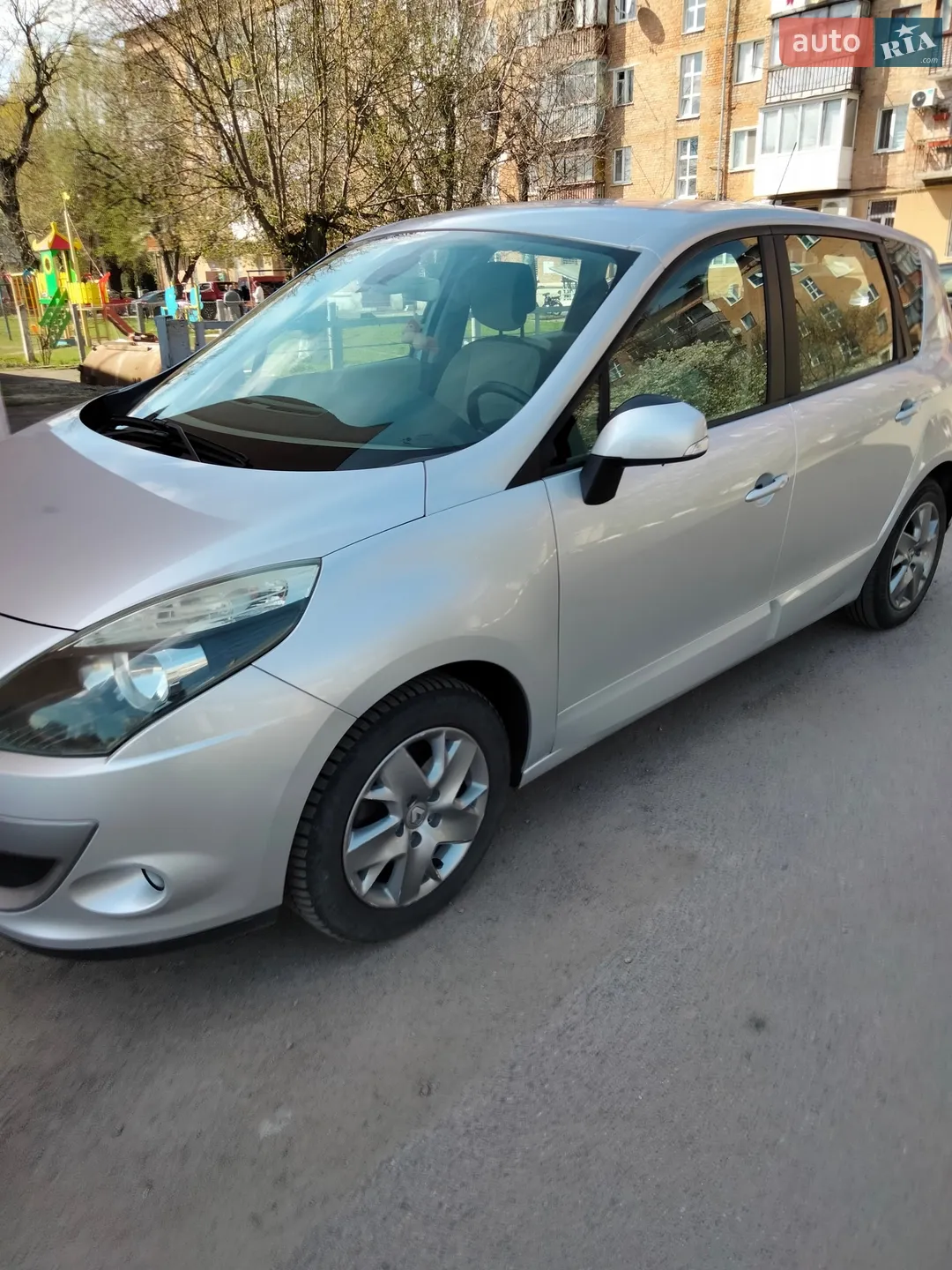 2011 Renault Scenic - мініатюра 47