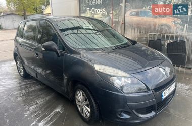 Мінівен Renault Scenic 2010 в Запоріжжі