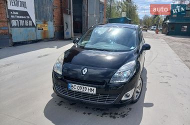 Мінівен Renault Scenic 2010 в Львові