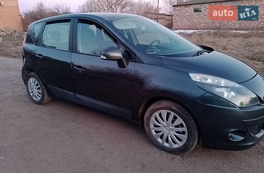Мінівен Renault Scenic 2010 в Миргороді