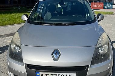 Минивэн Renault Scenic 2011 в Ивано-Франковске