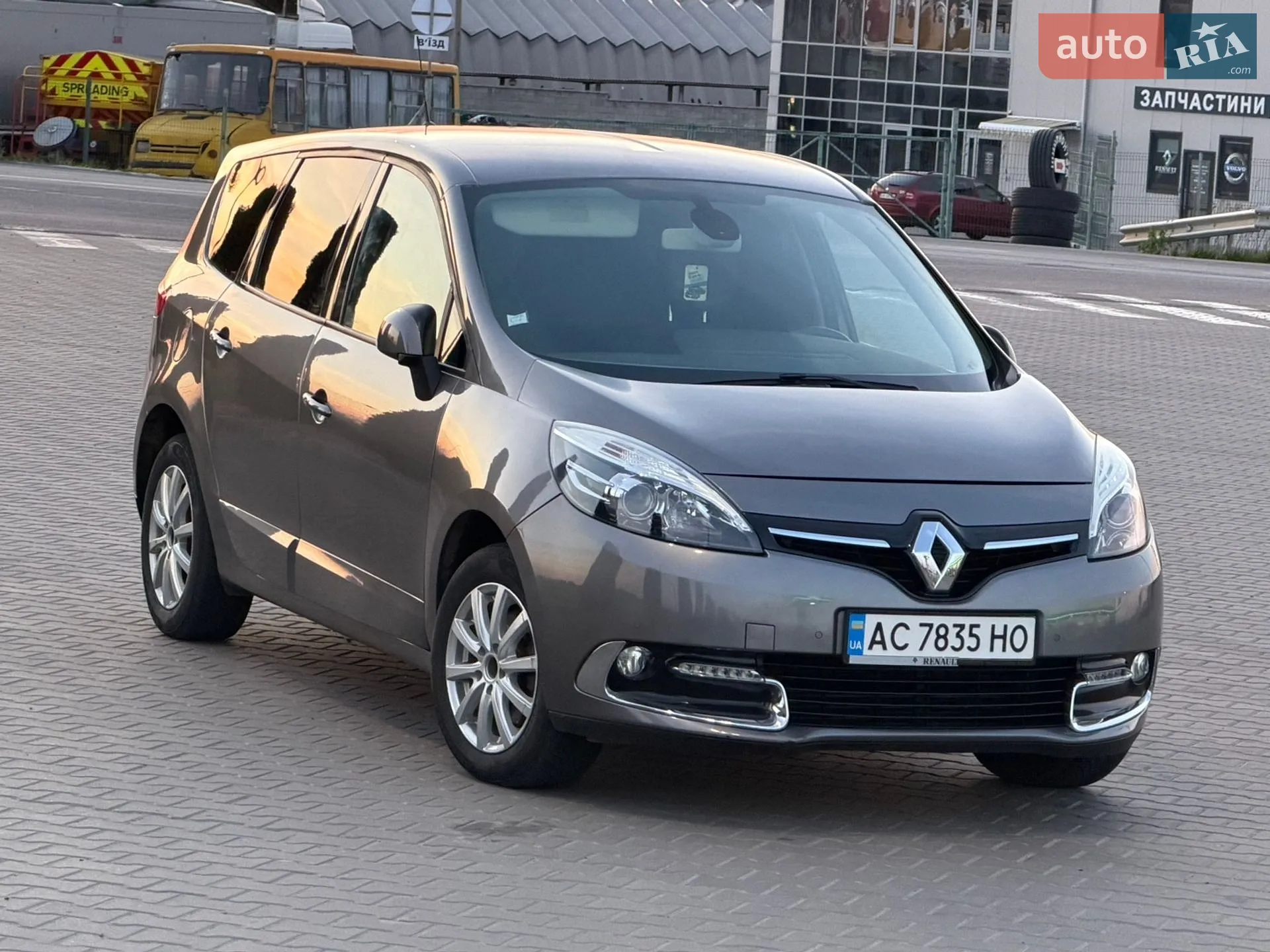2014 Renault Scenic - мініатюра 3