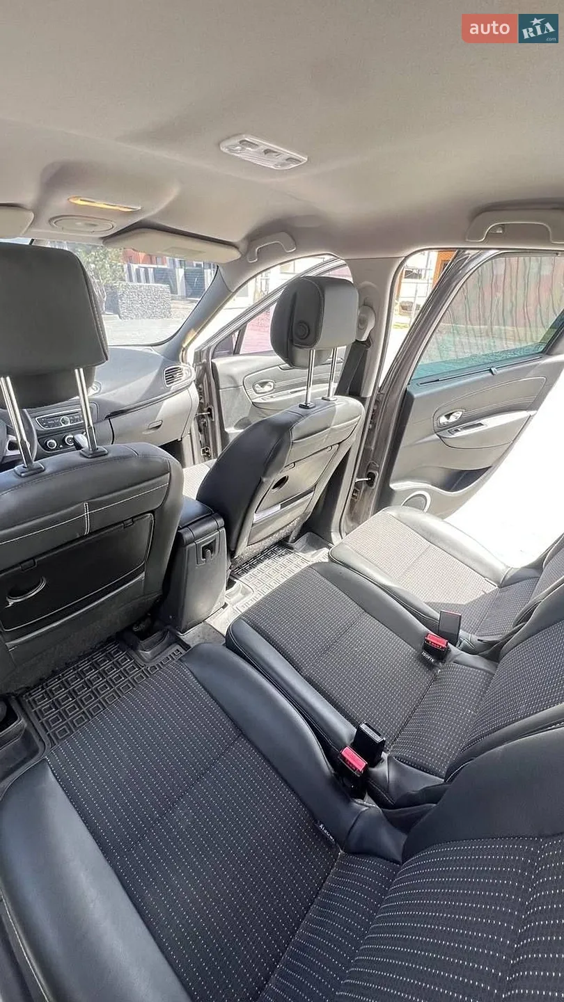 2011 Renault Scenic - мініатюра 16