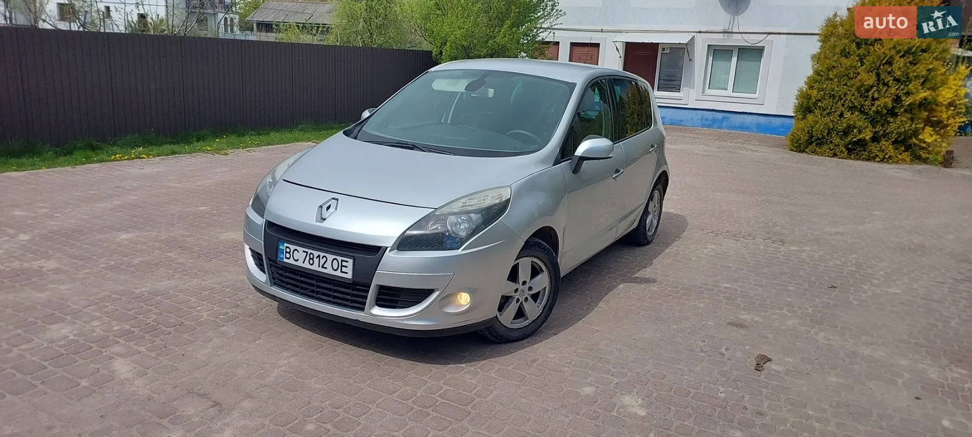 2010 Renault Scenic - фото 1