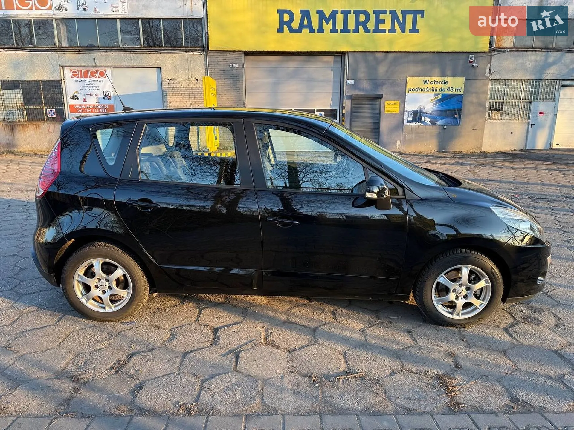 2011 Renault Scenic - мініатюра 3