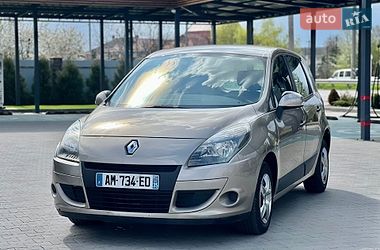 Минивэн Renault Scenic 2010 в Виннице