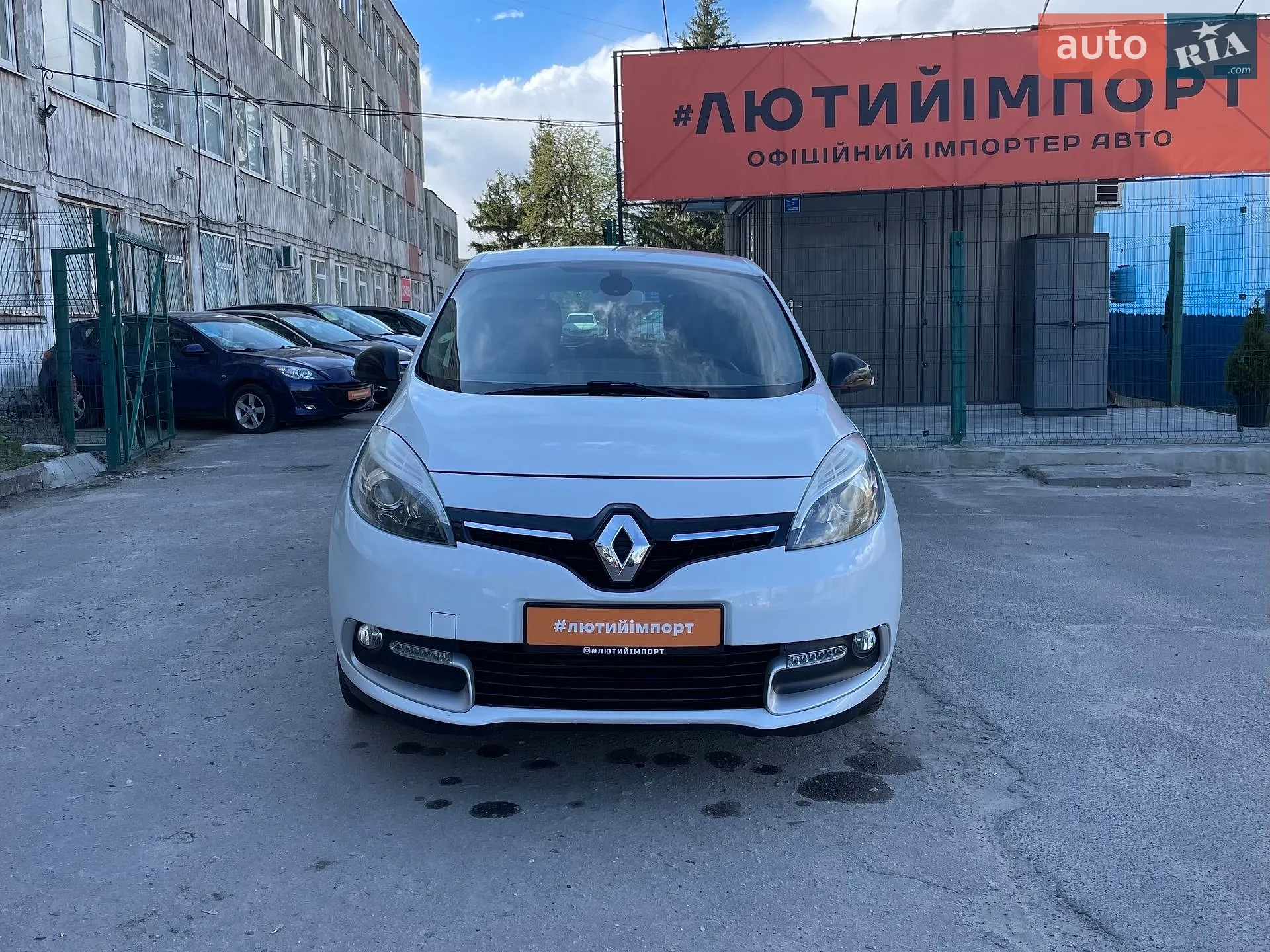 2014 Renault Scenic - мініатюра 8