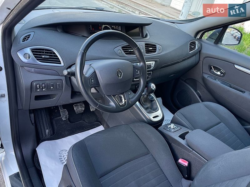Мінівен Renault Scenic 2014 в Сумах