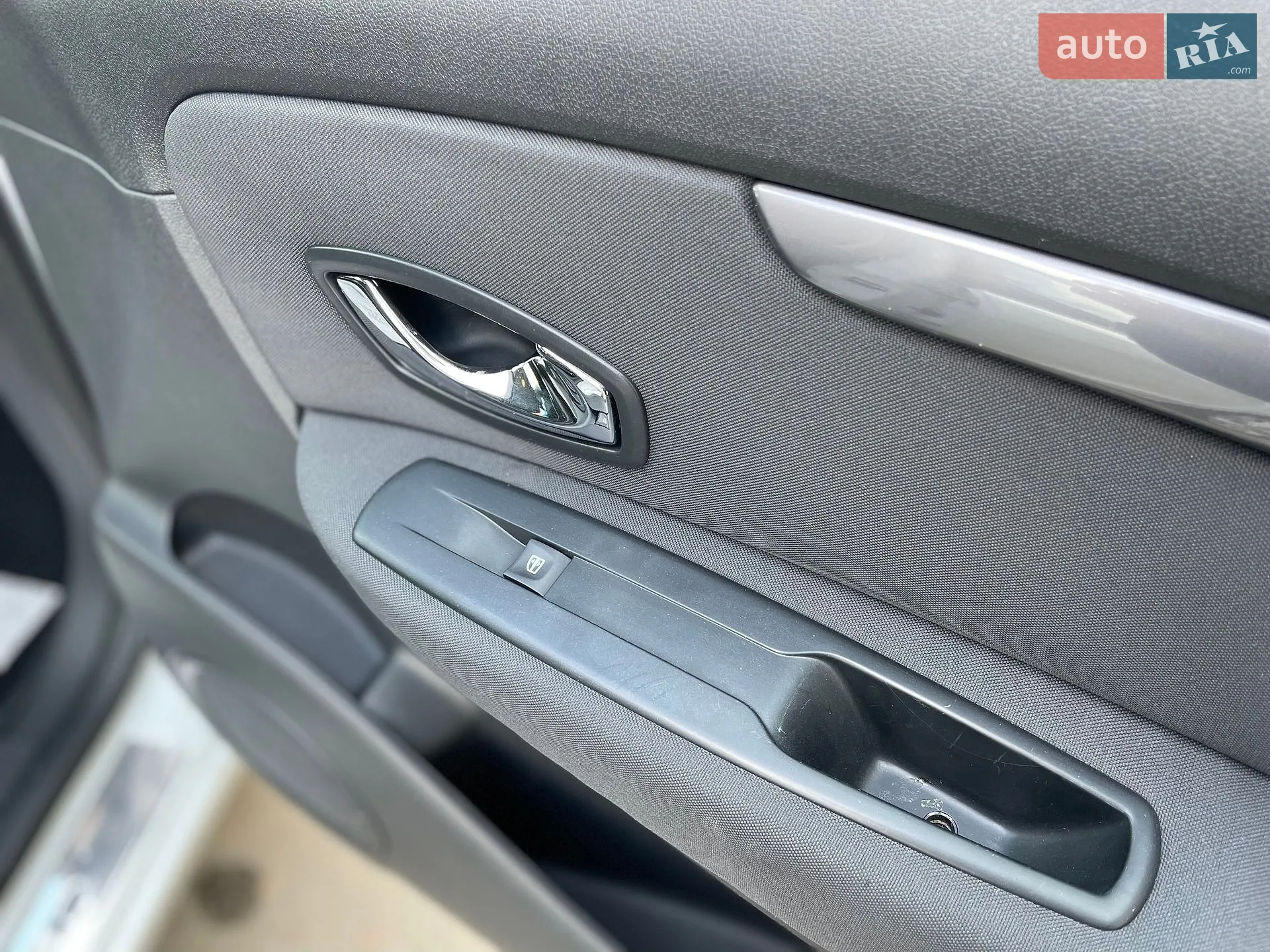 2014 Renault Scenic - мініатюра 45