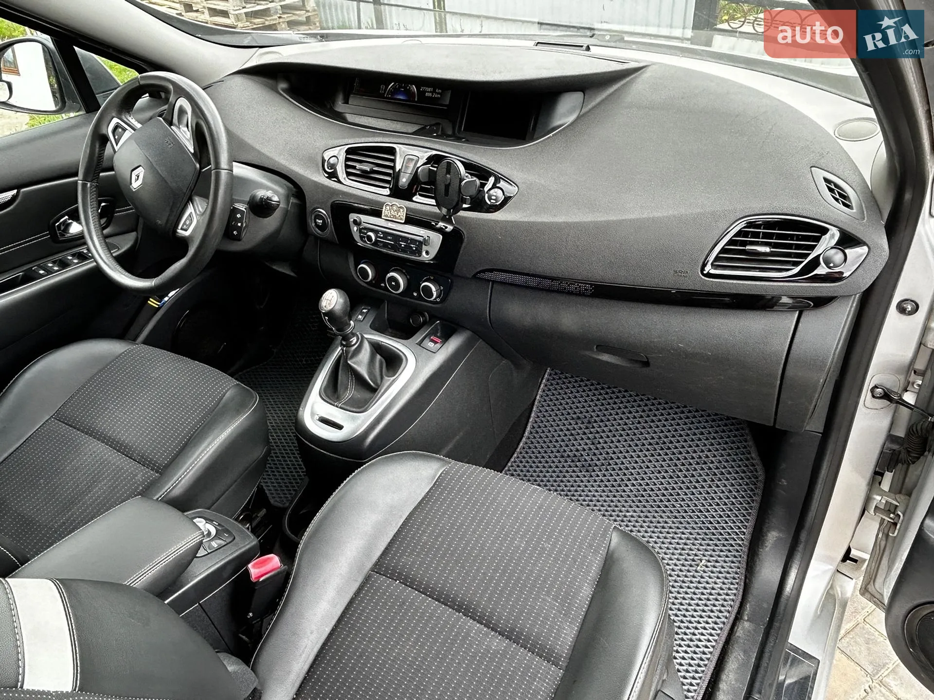 2012 Renault Scenic - мініатюра 21