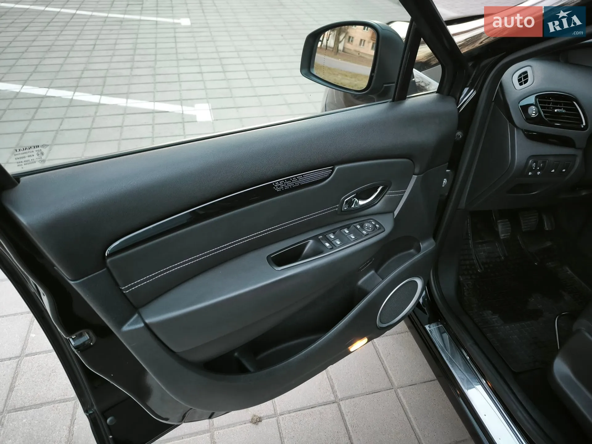 2012 Renault Scenic - мініатюра 17
