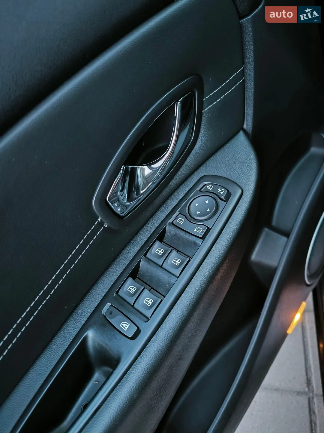 2012 Renault Scenic - мініатюра 37