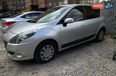 Мінівен Renault Scenic 2011 в Вінниці