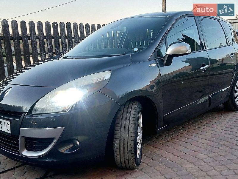 Мінівен Renault Scenic 2010 в Краматорську