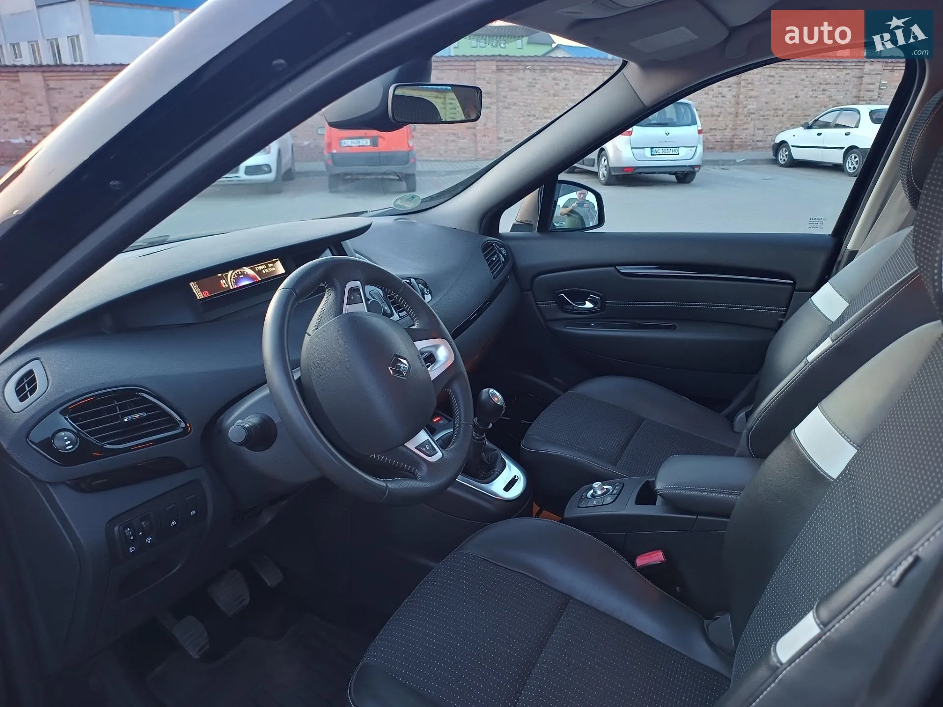 2012 Renault Scenic - мініатюра 8