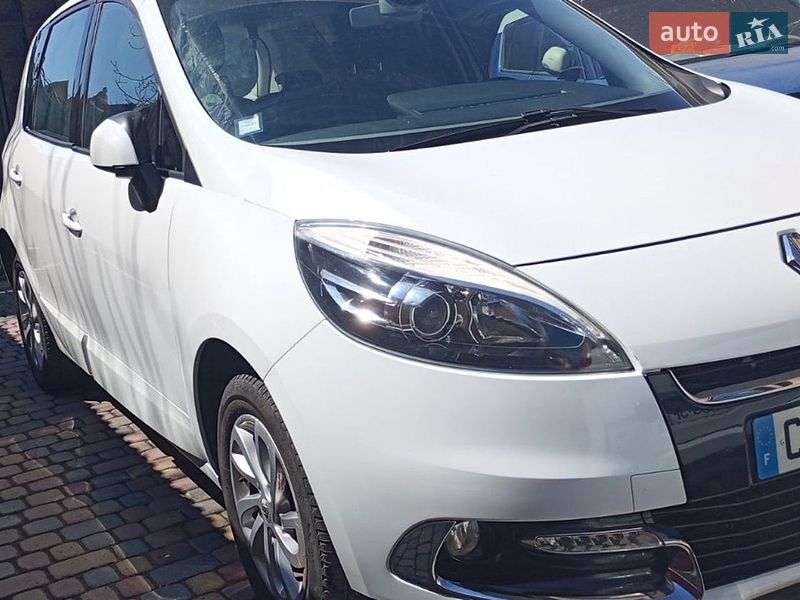 Мінівен Renault Scenic 2012 в Дубні