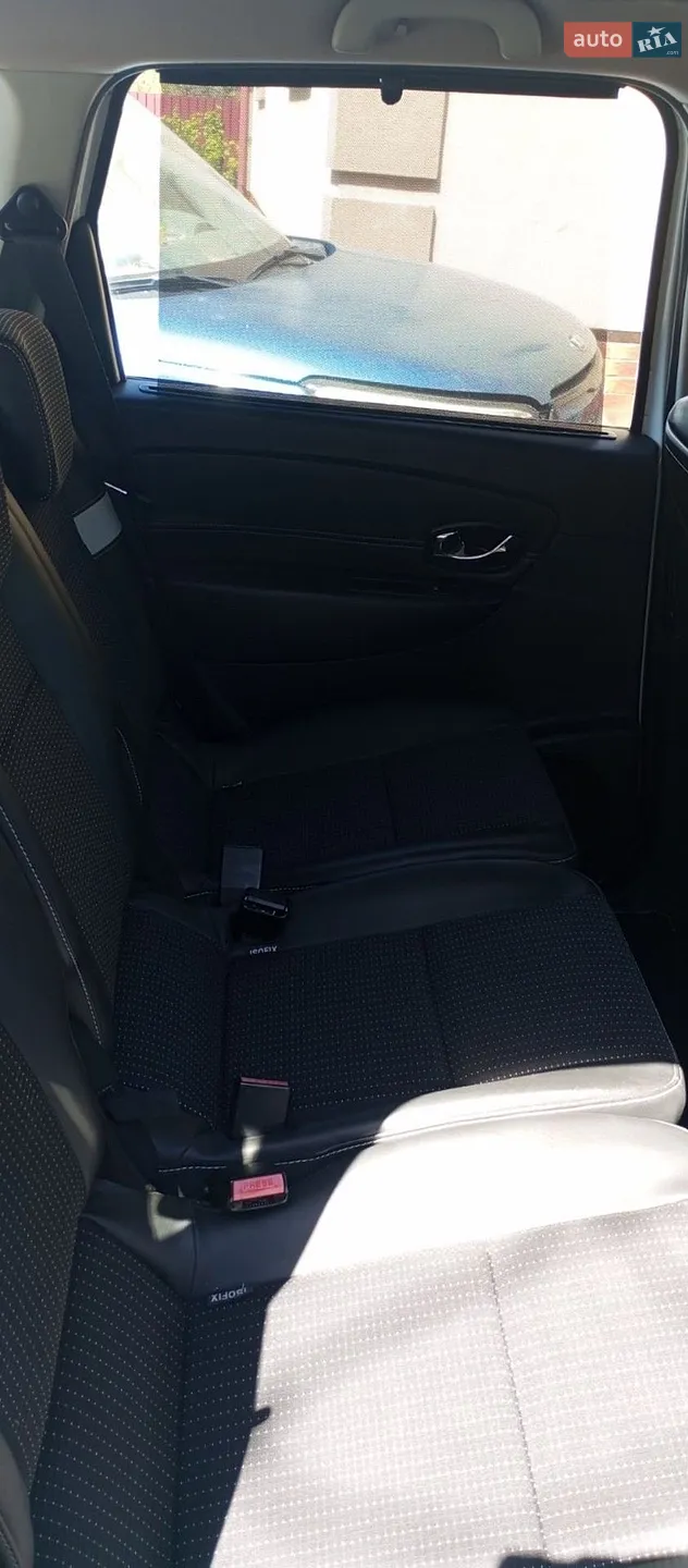 2012 Renault Scenic - мініатюра 18
