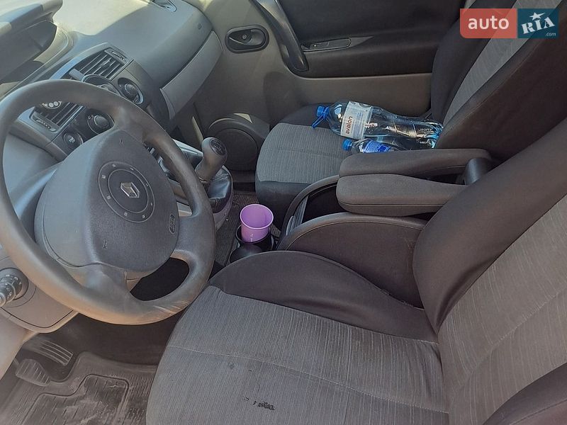 Минивэн Renault Scenic 2006 в Броварах