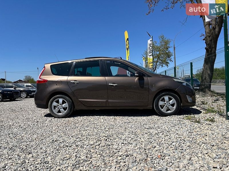 Минивэн Renault Scenic 2009 в Коломые