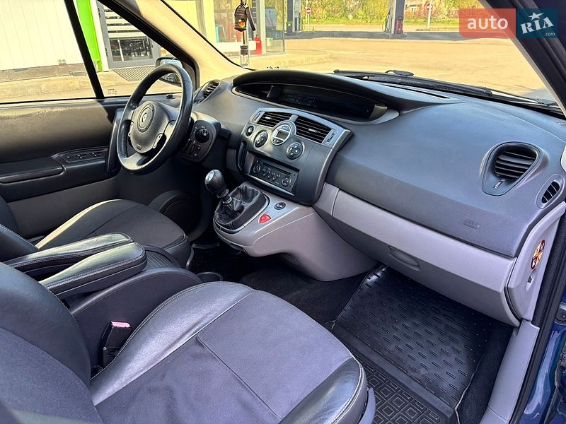Минивэн Renault Scenic 2005 в Миргороде