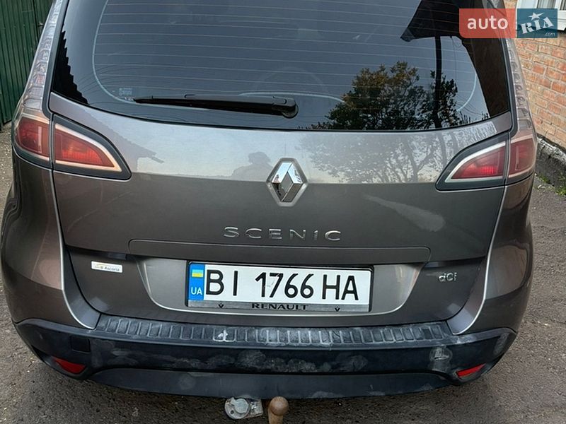 Минивэн Renault Scenic 2013 в Полтаве