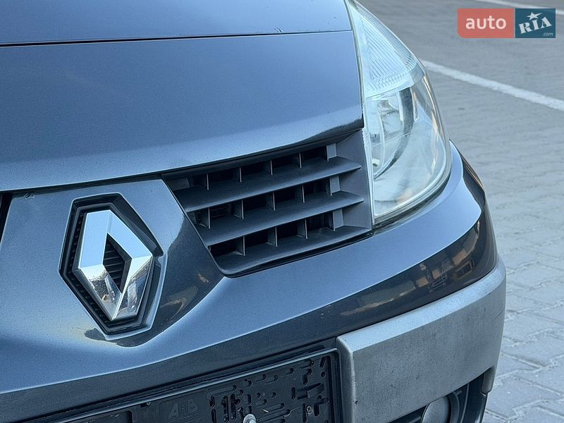 Минивэн Renault Scenic 2007 в Ровно