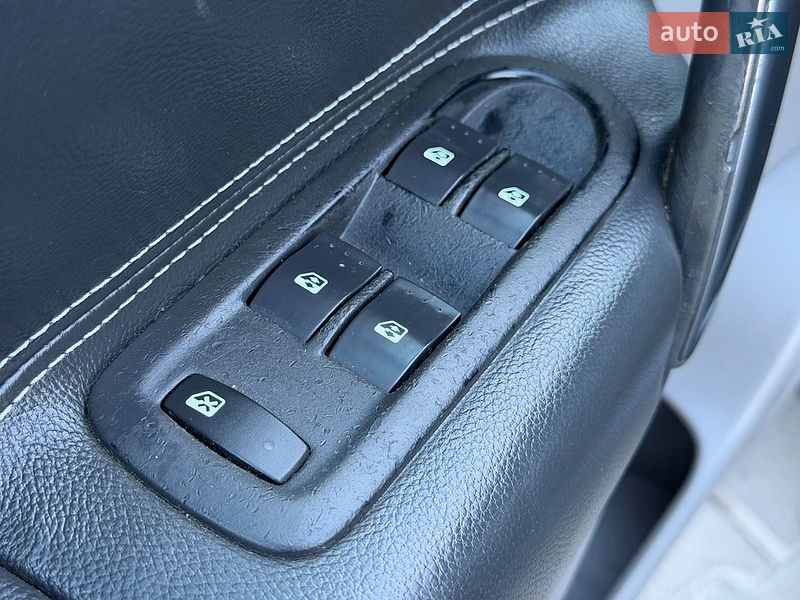 Минивэн Renault Scenic 2007 в Ровно
