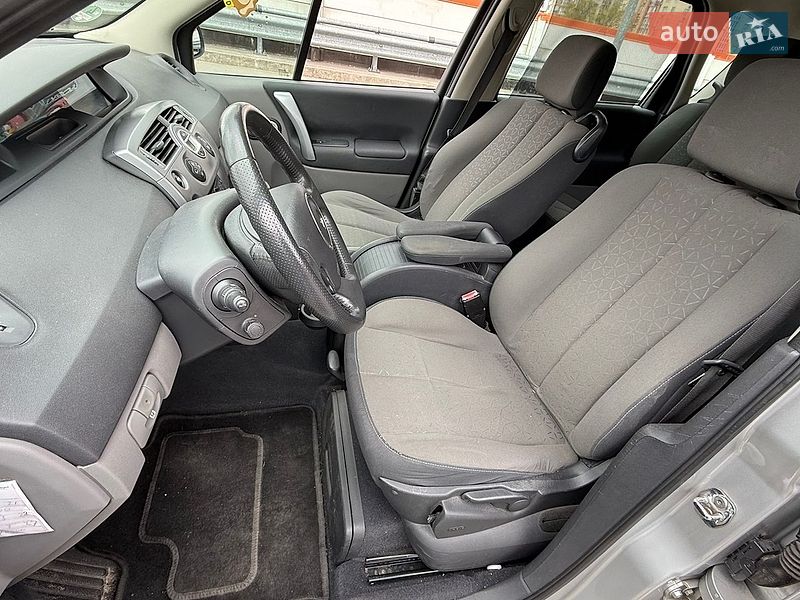 Минивэн Renault Scenic 2008 в Киеве фото 23 Минивэн Renault Scenic 2008 в Киеве