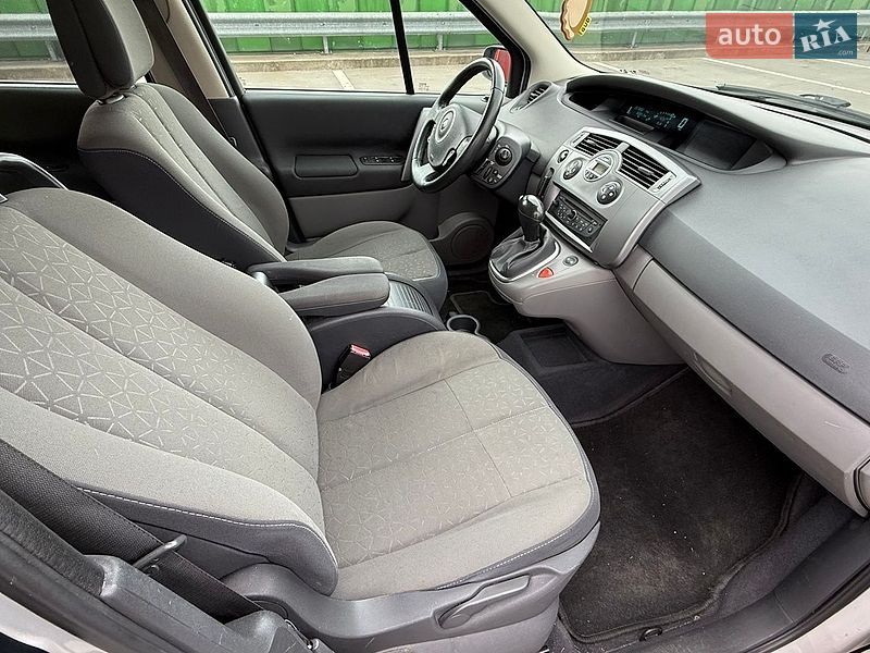 Минивэн Renault Scenic 2008 в Киеве фото 59 Минивэн Renault Scenic 2008 в Киеве