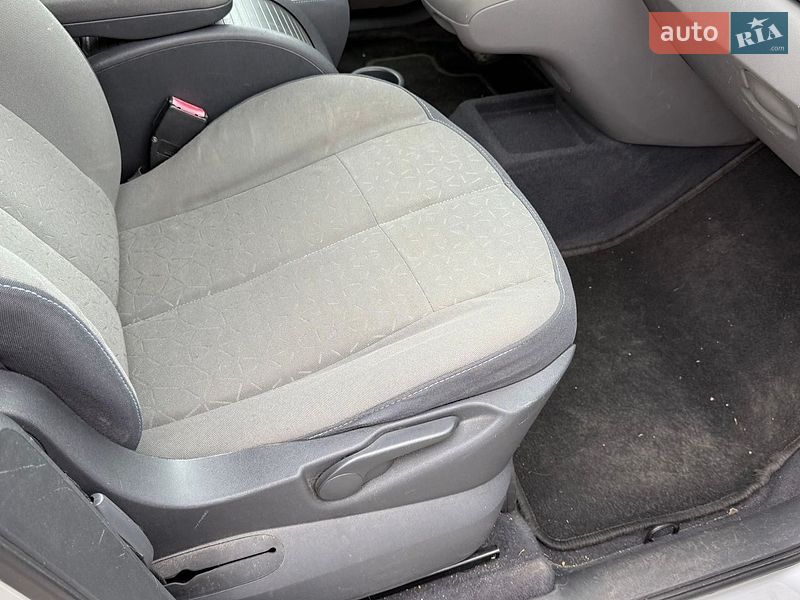 Минивэн Renault Scenic 2008 в Киеве фото 60 Минивэн Renault Scenic 2008 в Киеве
