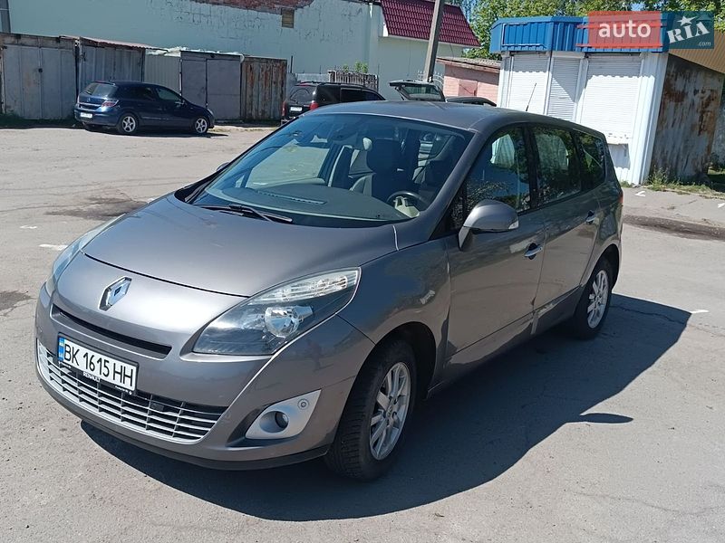 Минивэн Renault Scenic 2010 в Звягеле
