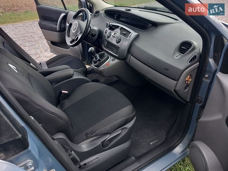 Минивэн Renault Scenic 2007 в Ровно