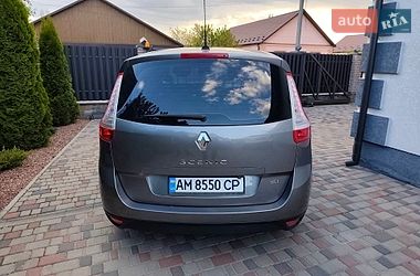 Минивэн Renault Scenic 2012 в Звягеле