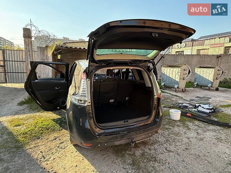 Мінівен Renault Scenic 2010 в Сумах