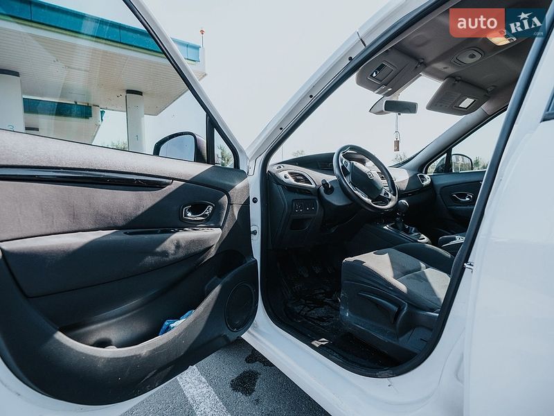 Мінівен Renault Scenic 2013 в Борисполі