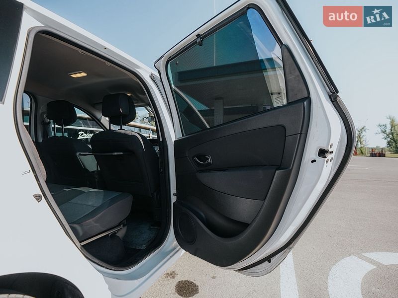 Мінівен Renault Scenic 2013 в Борисполі