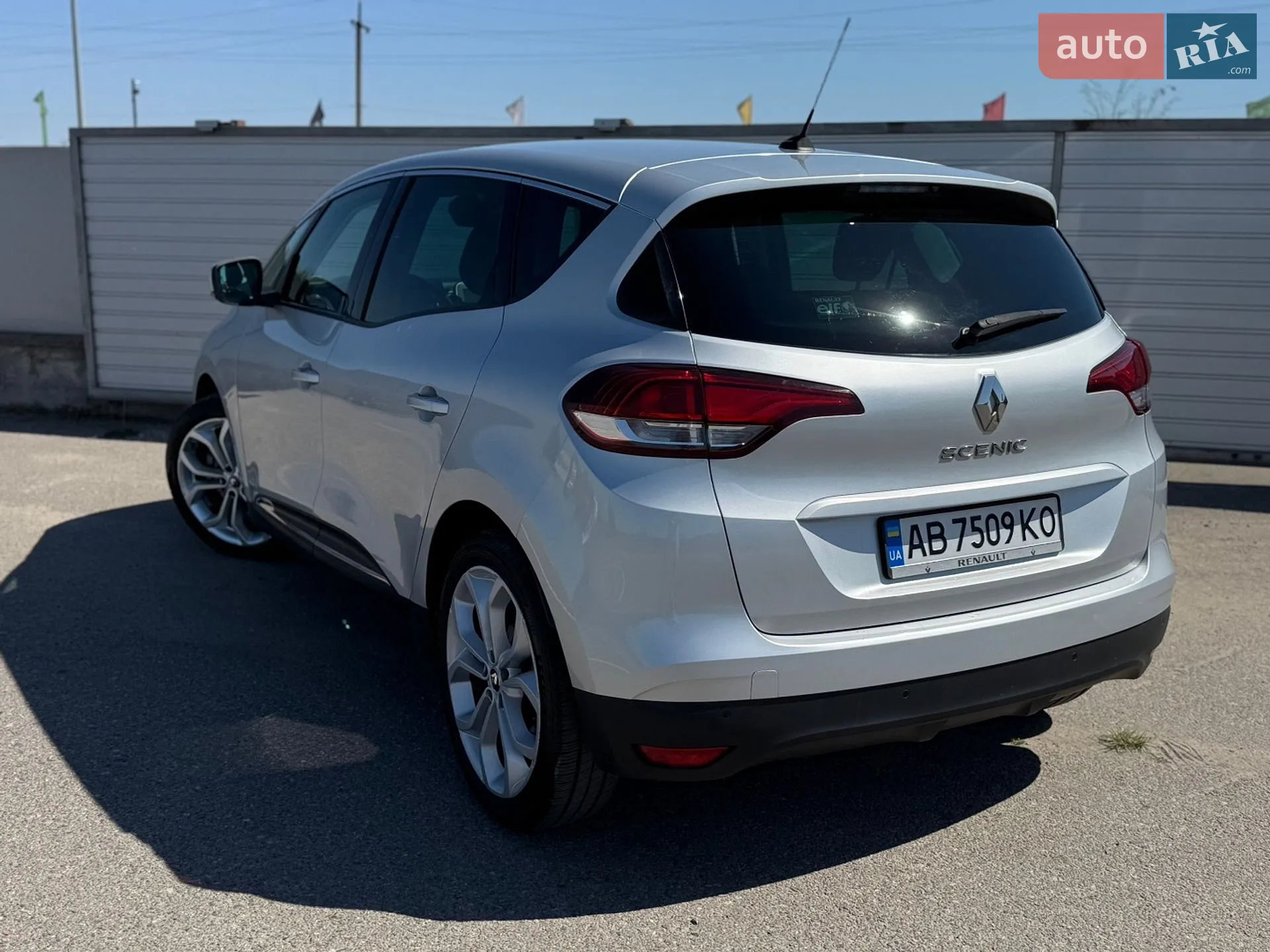 2018 Renault Scenic - мініатюра 18