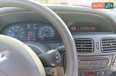 Минивэн Renault Scenic 2001 в Кобеляках