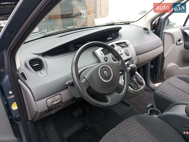 Минивэн Renault Scenic 2006 в Виннице
