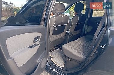 Минивэн Renault Scenic 2011 в Глобине