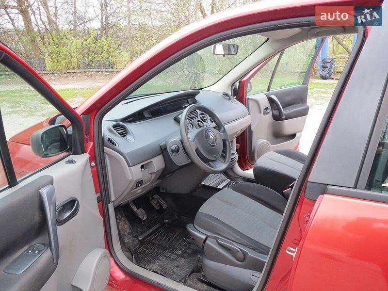 Минивэн Renault Scenic 2006 в Киеве