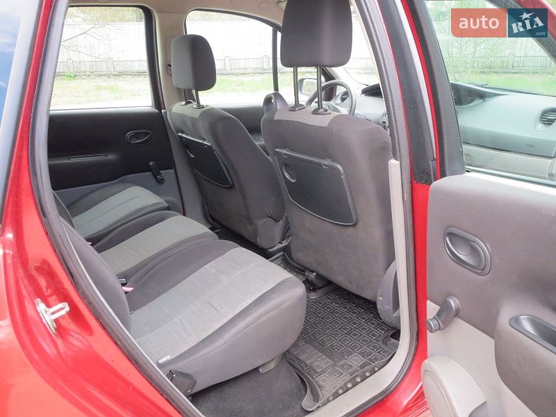 Минивэн Renault Scenic 2006 в Киеве