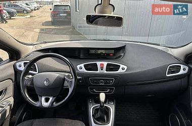 Минивэн Renault Scenic 2010 в Киеве
