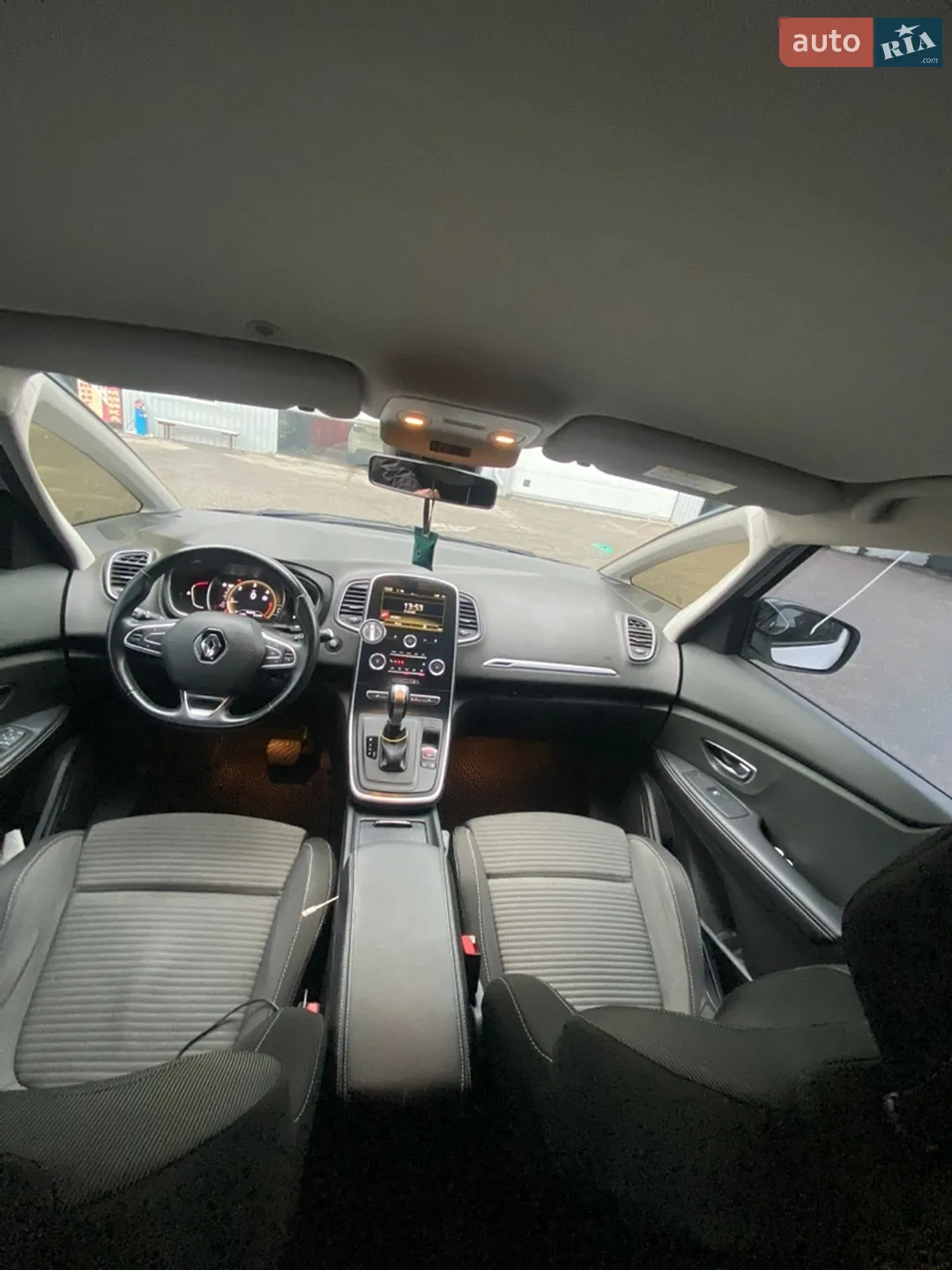 2017 Renault Scenic - мініатюра 16