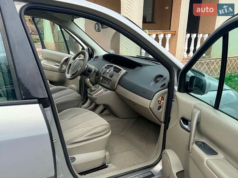 Минивэн Renault Scenic 2003 в Чемеровцах