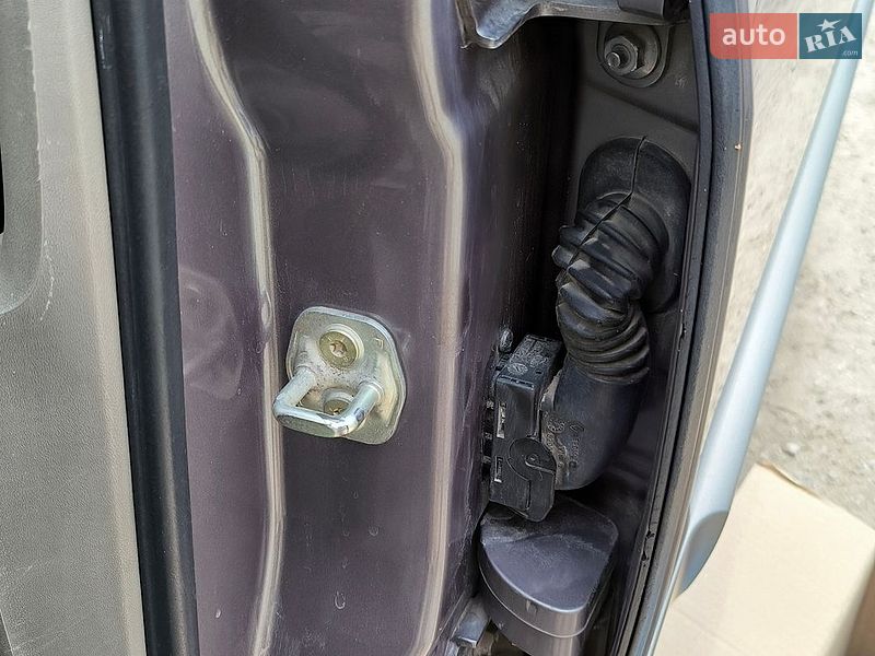 Минивэн Renault Scenic 2005 в Запорожье фото 25 Минивэн Renault Scenic 2005 в Запорожье